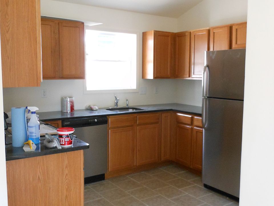 1st image of 604 Cooper Dr