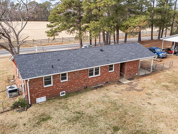 2nd image of 3398 Meadowlark Rd