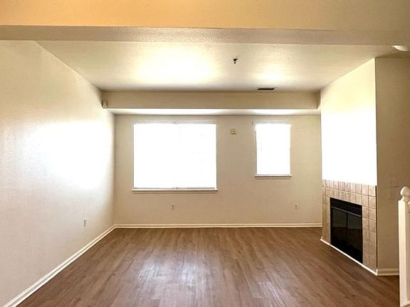 5th image of 601 S Fairplay St Unit C
