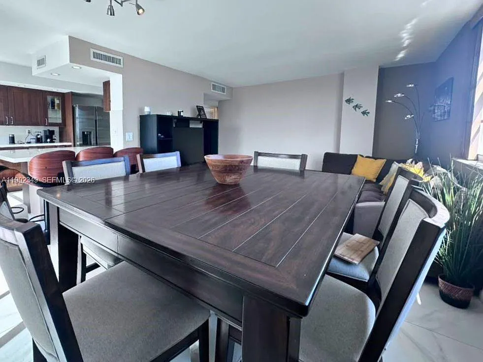 The Clifton Condo — Photo 3