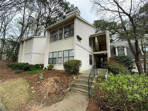 2404 Huntingdon Chase Photo 1