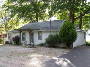1855 Chapman Lake Dr, Warsaw, IN