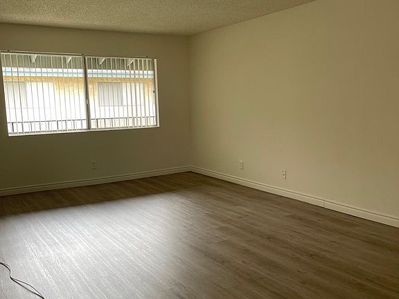 5th image of 8856 Willis Ave APT 20