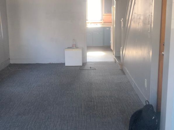 324 E Centre St #2, Shenandoah, PA 17976