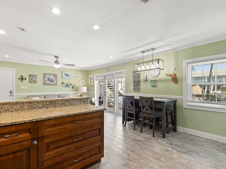 5243 Beach Dr SE #B — Photo 7