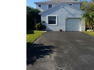 20789 NW 3rd Ct, Pembroke Pines, FL 33029