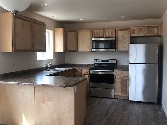 5th image of 1551 Aryn Ln #202