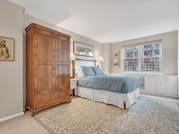 4th image of 340 E 80th St #12N