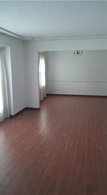 4th image of 10005 Connell Dr