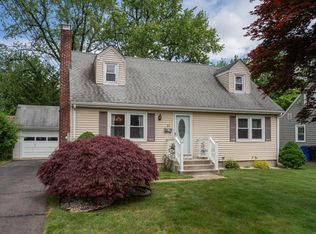 24 Brian Rd, West Hartford, CT 06110
