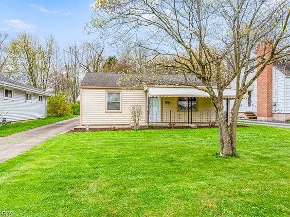 2623 Scheetz St, Youngstown, OH 44509