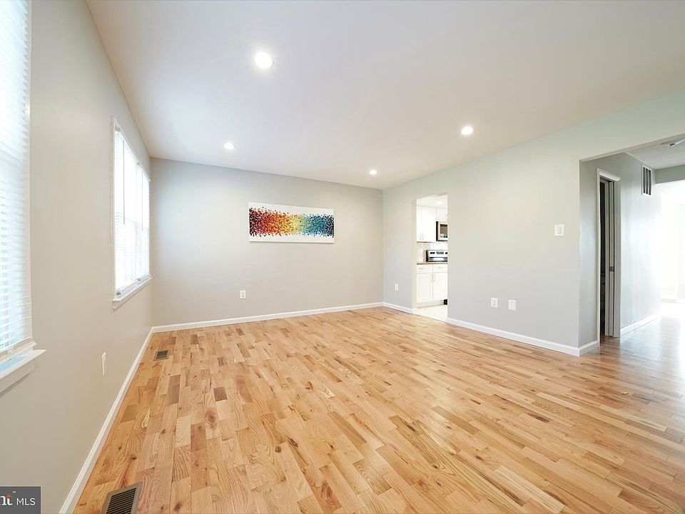 1st image of 16533 Sherwood Pl