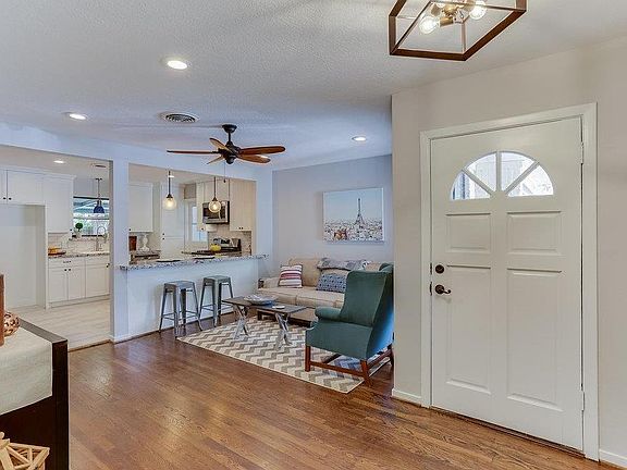 5th image of 5527 Nina Lee Ln