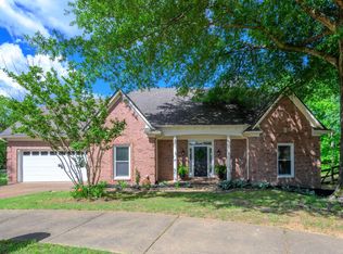 1060 Travelers Cv, Collierville, TN 38017