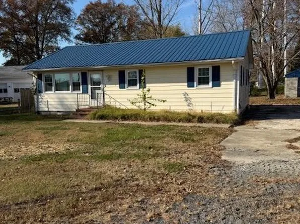 15 Sugar Dr, East New Market, MD 21631