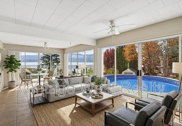3940 Angus Dr — Photo 13