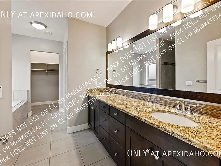 5409 N Midnight Haze Ave — Photo 38