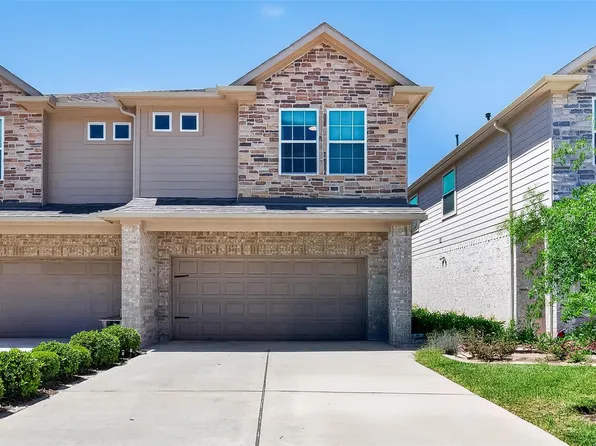 503 Dr Martin Luther King Jr Dr, La Porte, TX 77571