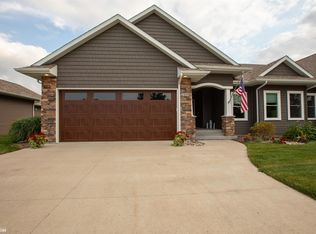 2509 Arbor View Dr, Burlington, IA 52601