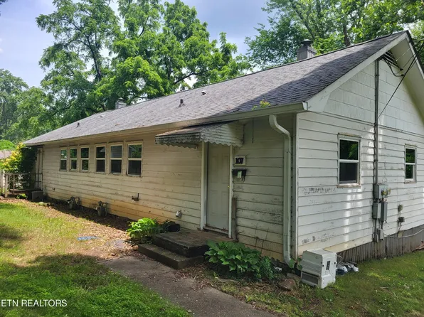 105107 Hamilton Cir, Oak Ridge, TN 37830
