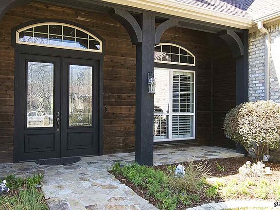 4th image of 8555 Carli Cir