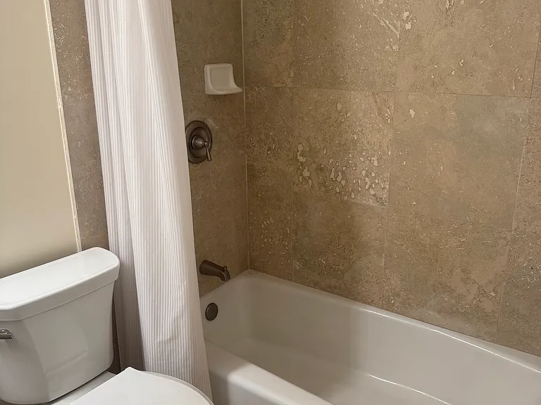 15 San Rafael Ave #4 — Photo 11