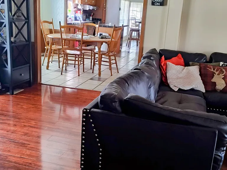 330 McClain Dr — Photo 7
