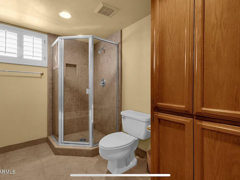 2511 E Shaw Butte Dr — Photo 17