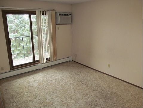 5th image of 3440 Golfview Dr Unit 322