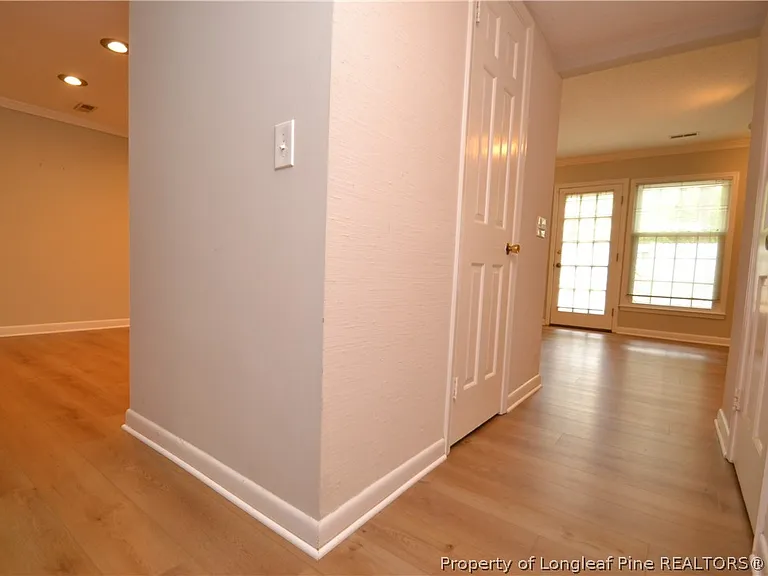 3111 Morningside Dr — Photo 3