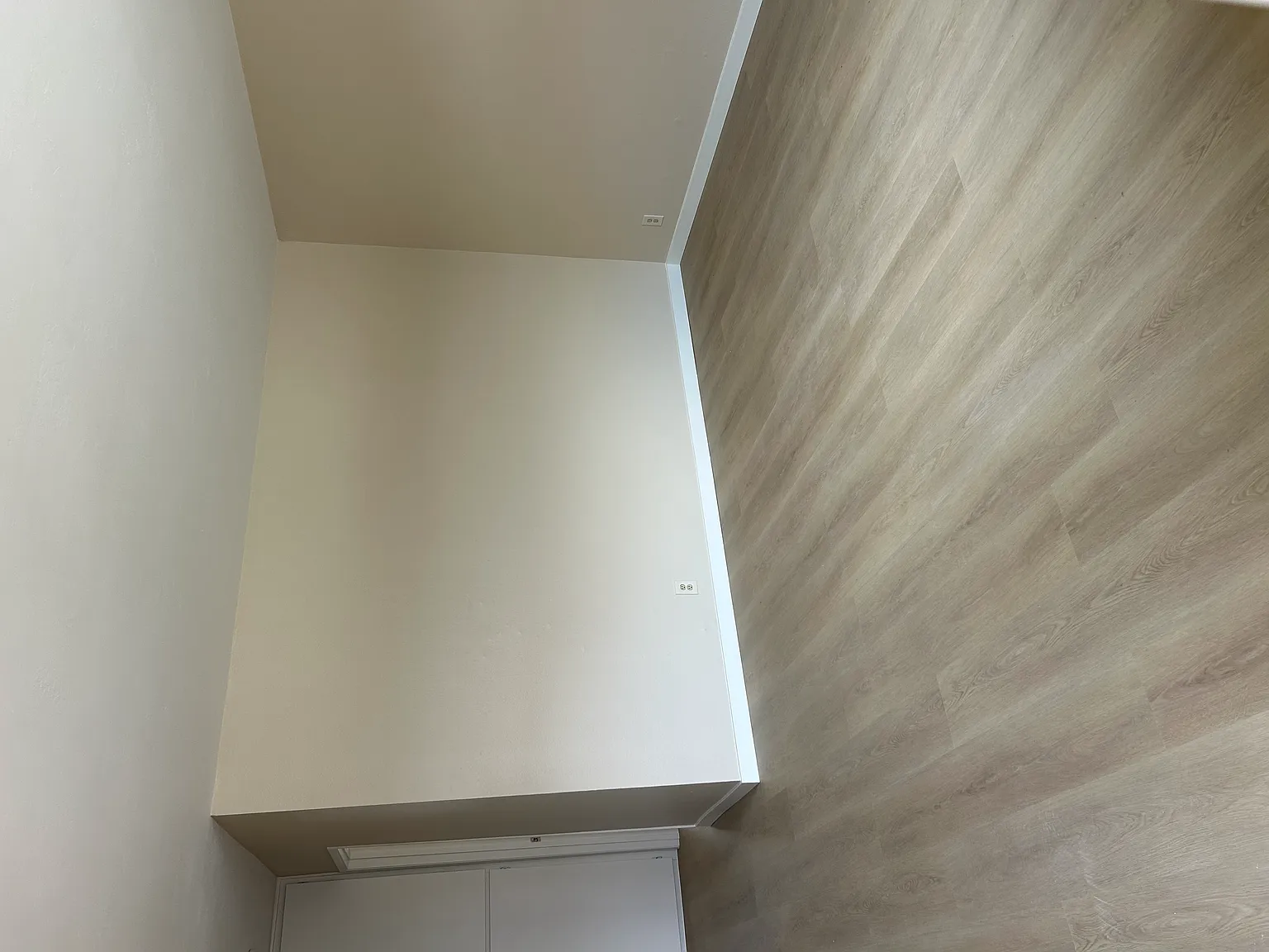 2 bed, 900 sqft, $2,200 — Photo 4
