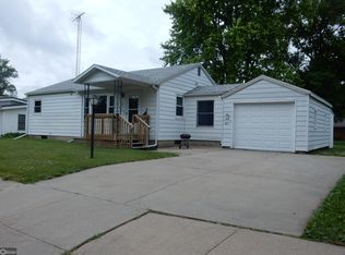 311 Ohio Ave, Iowa Falls, IA 50126