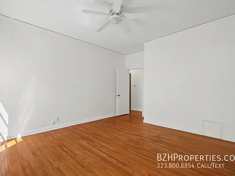 140 S Elm Dr #6 — Photo 13
