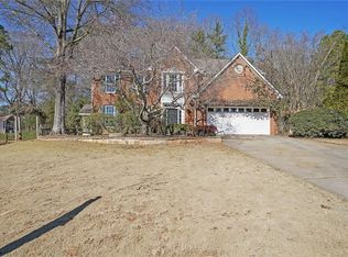 275 Wood Shoals Ct, Alpharetta, GA 30022
