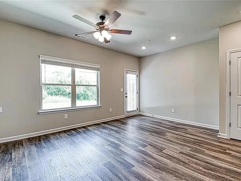 2993 Bayrose Cir — Photo 3