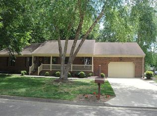 800 Peachtree Dr, Chesapeake, VA 23322