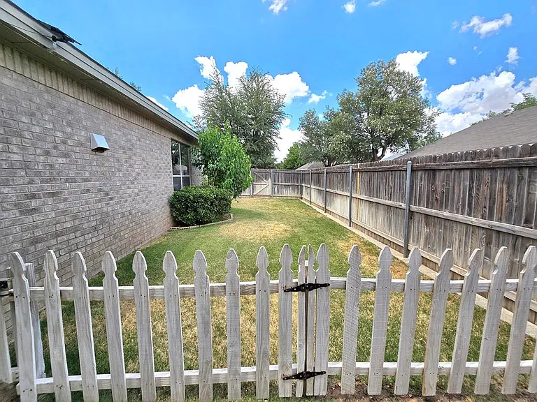 5511 NW Rio Grande Ave — Photo 22