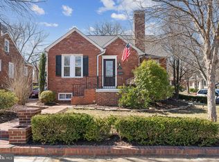 600 S Walter Reed Dr, Arlington, VA 22204