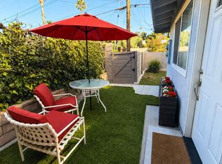 20737 Tiara St #1, Woodland Hills, CA 91367