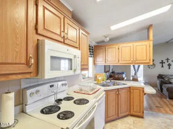 450 W SUNWEST Drive #194, Casa Grande, AZ 85122