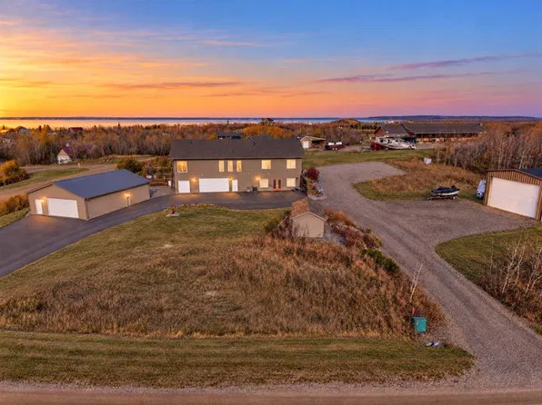 2 S Ranch Rd, White Sands, AB T0C 3B0