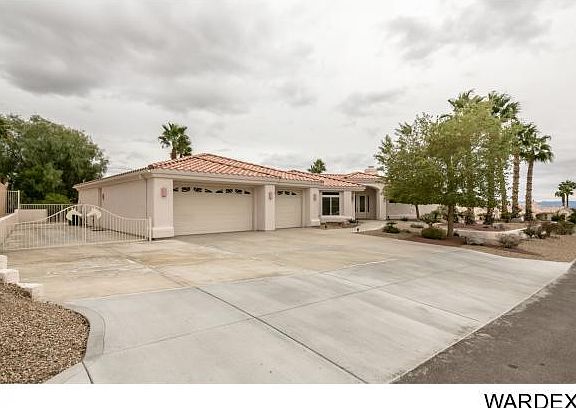 2nd image of 3550 Desert Rose Dr