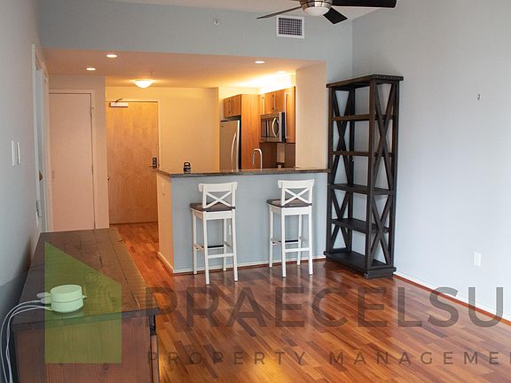 4th image of 350 11th Ave Unit 928