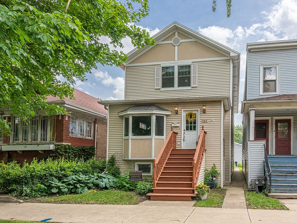 1st image of 904 Thomas Ave