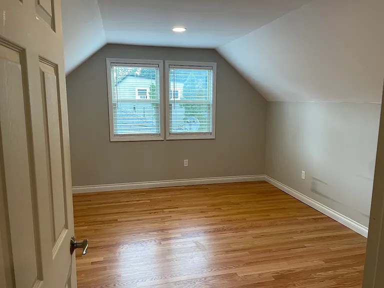 10625 SE Boise St — Photo 24