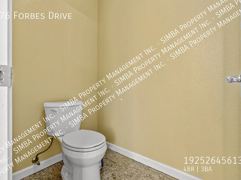 5576 Forbes Dr — Photo 43