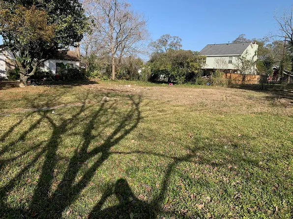 7004 Amber St, Houston, TX 77022