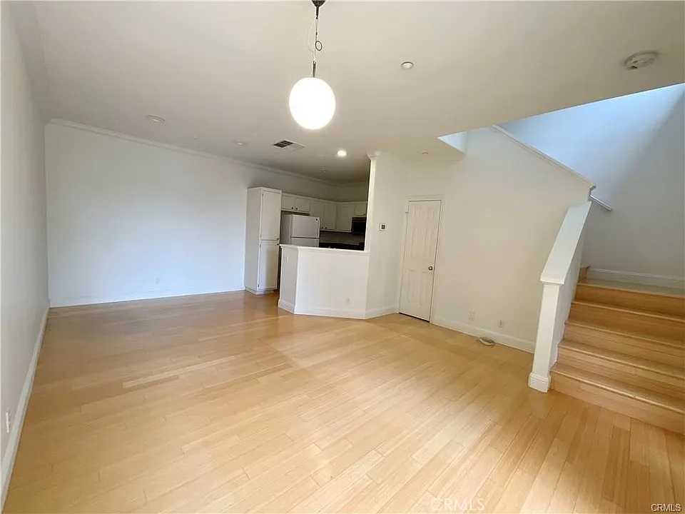 511 Birch Grv
