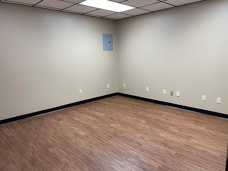 3rd office room