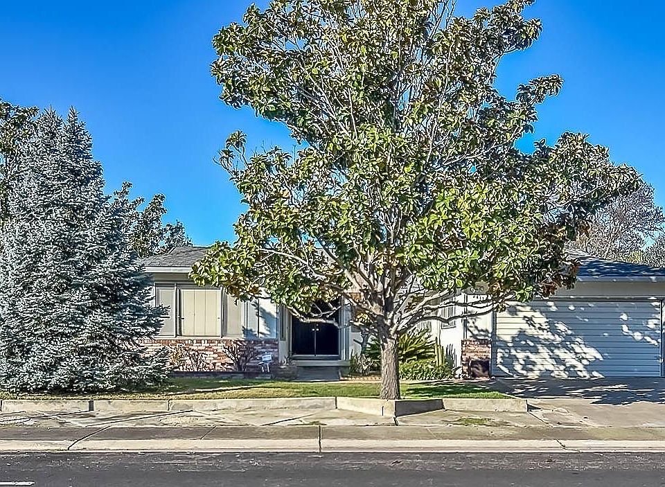 1st image of 2433 Chapel Hill Cir